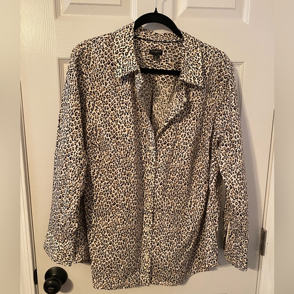 3/$30 Talbots, 2X, 100% cotton button down shirt, leopard design, gently used